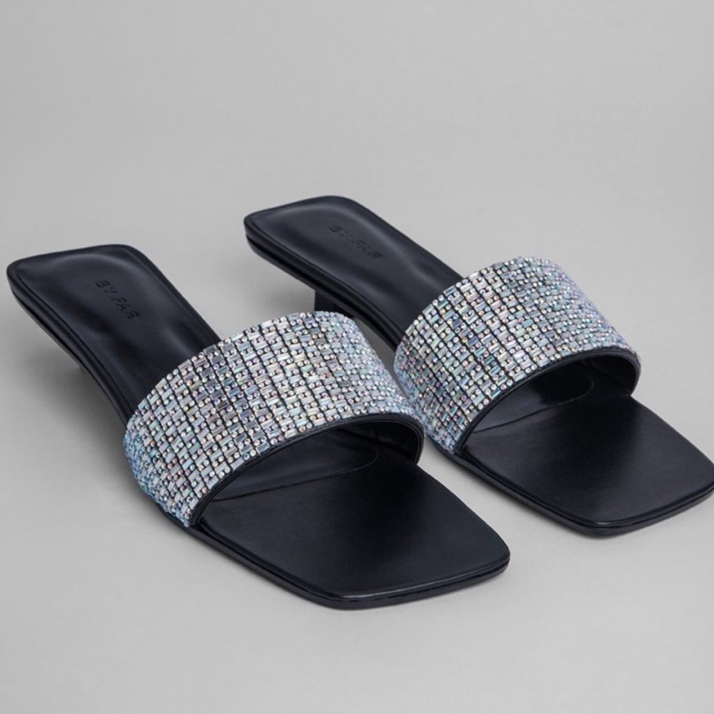 NWOT BY FAR Ceni sandals